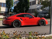 Porsche 911 in Rot